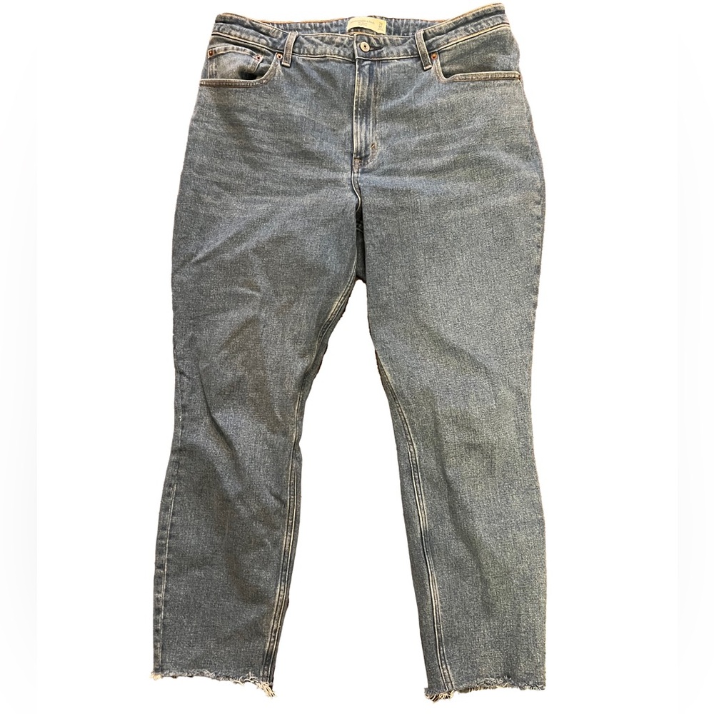 ABERCROMBIE AND FITCH THE SKINNY HIGHRISE - CURVE LOVE